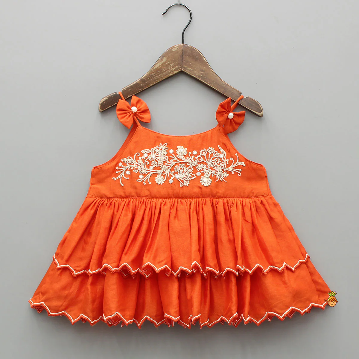 Adorable Bow Detailed Embroidered Tiered Top With Dhoti - Image 3