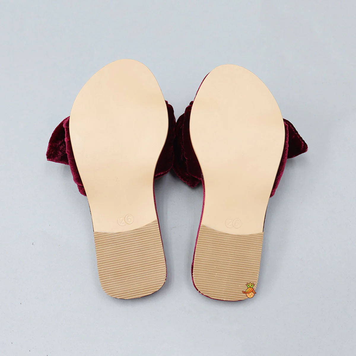 Adorable Bow Embellished Velvet Flats - Image 2