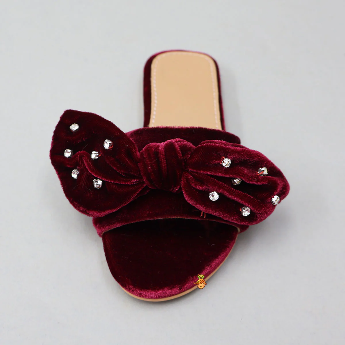 Adorable Bow Embellished Velvet Flats - Image 6