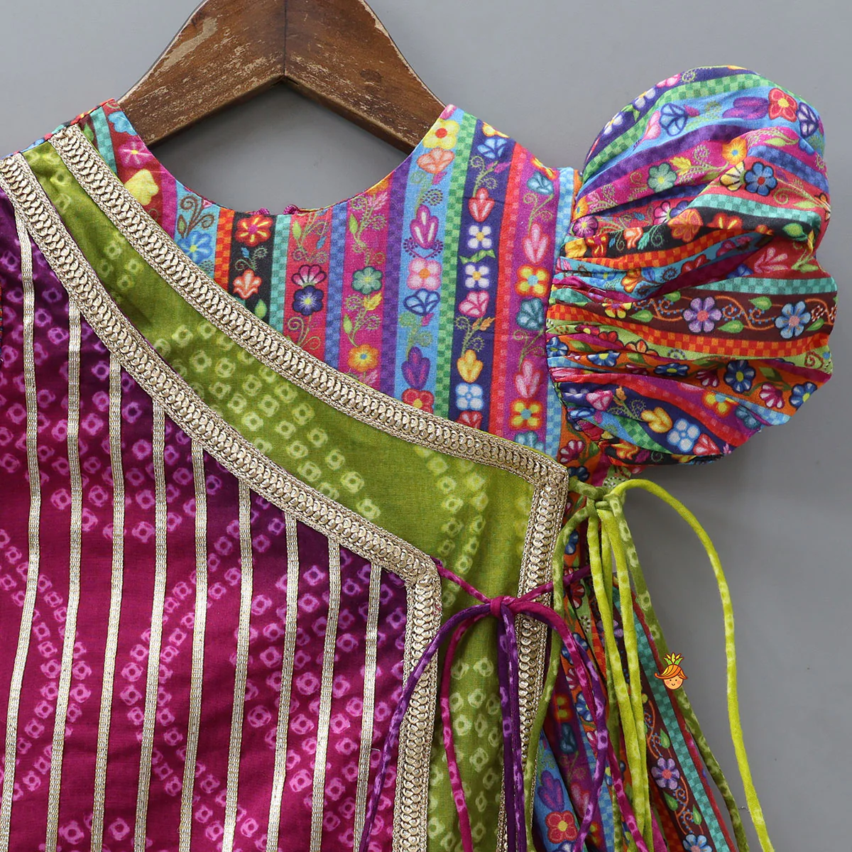 Adorable Floral Printed Kurti With One-Sided Dual Flap - Image 3