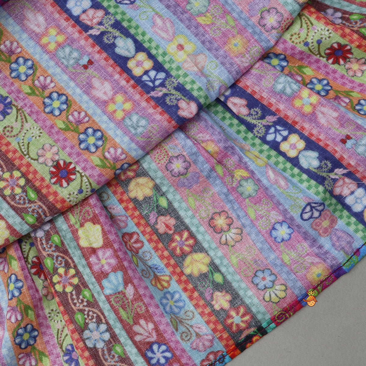 Adorable Floral Printed Kurti With One-Sided Dual Flap - Image 4