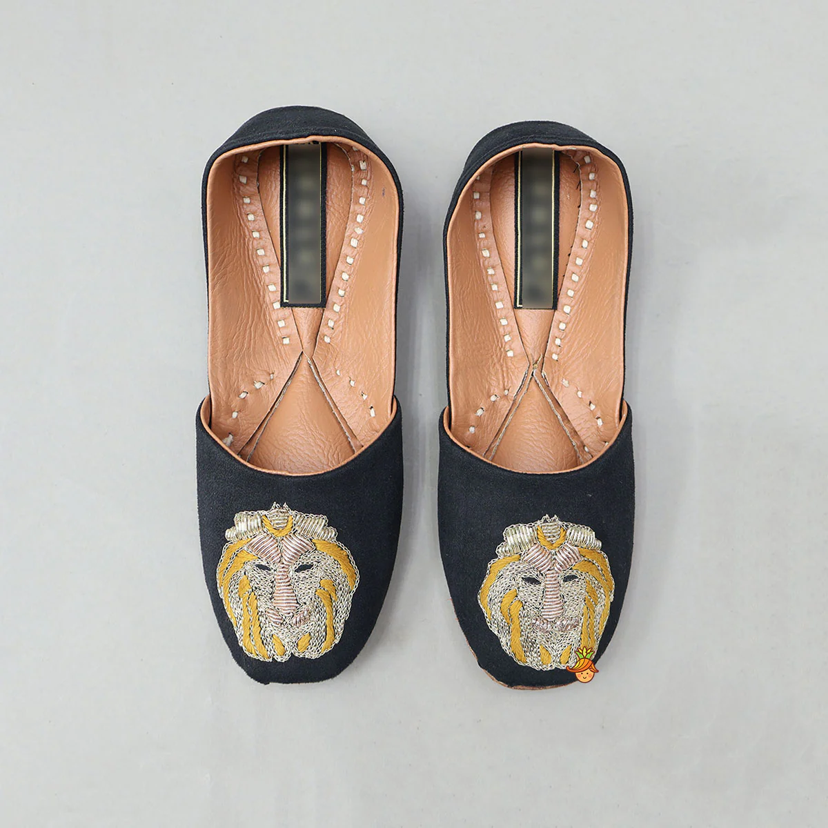 Animal Motif Embroidered Jutti - Image 3