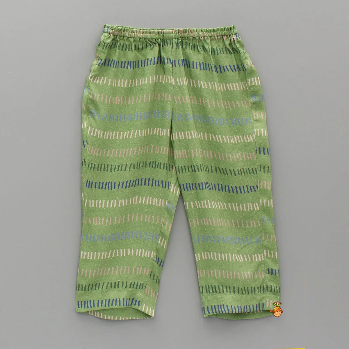 Animal-Printed Bamboo Fabric Top And Pyjama - Image 4