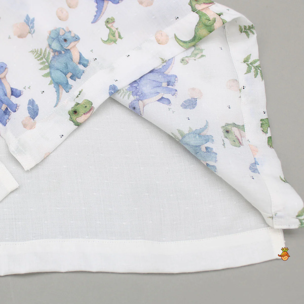 Animal-Printed Bamboo Fabric Top And Pyjama - Image 5
