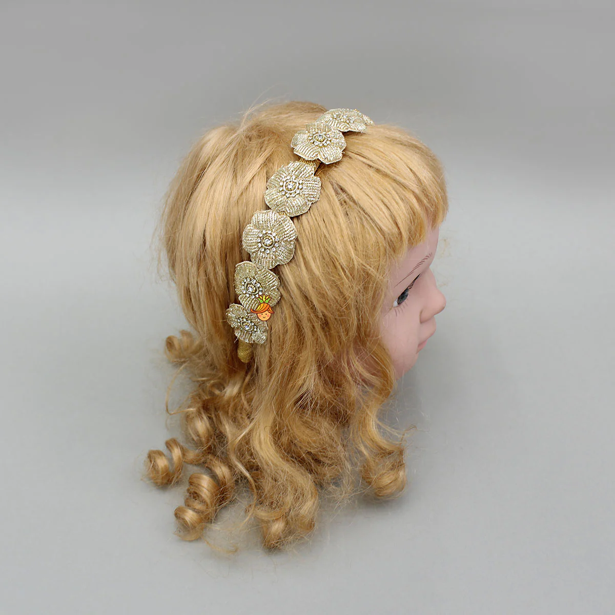 Artificial Flowers Embroidered And Embellished Hairband - Image 4