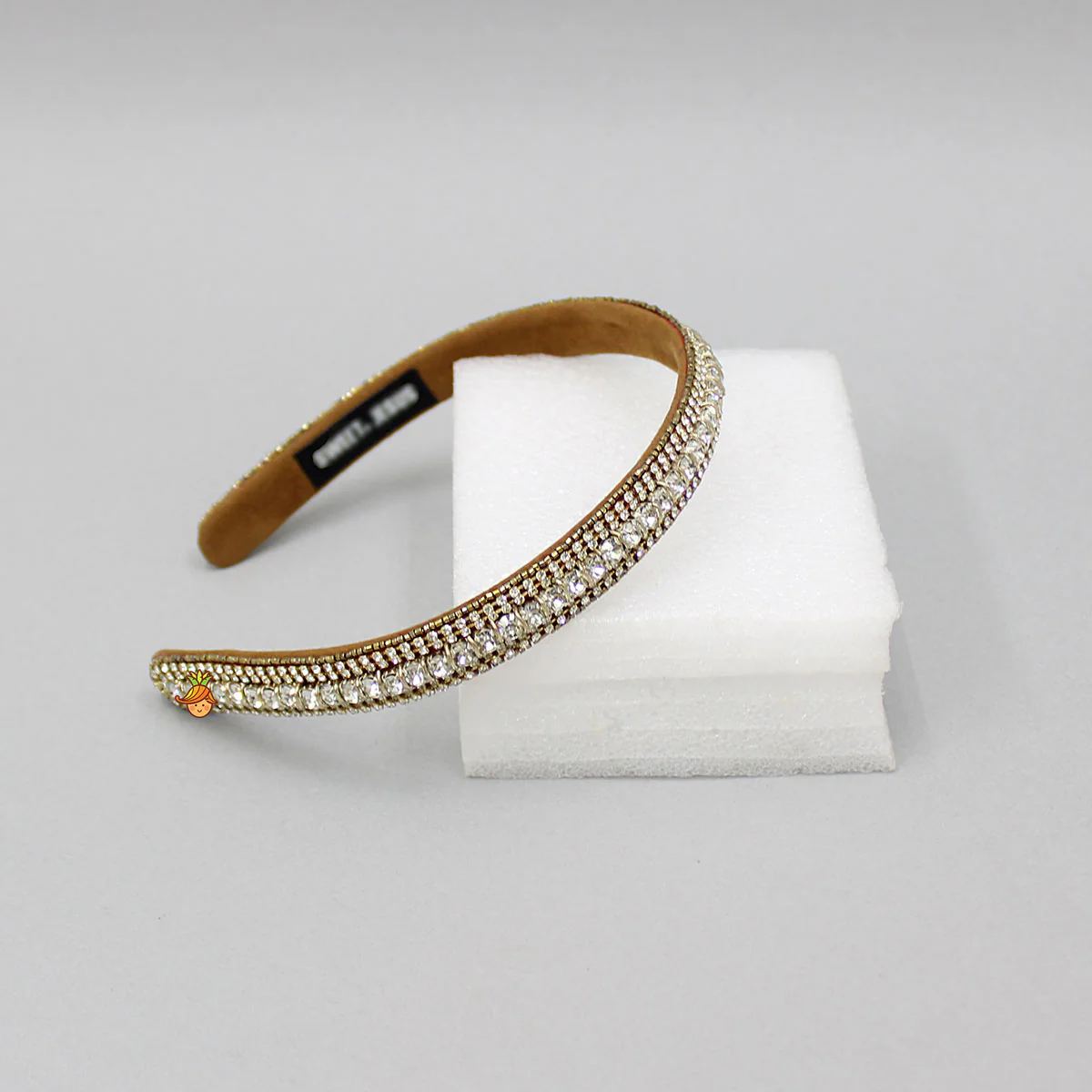 Artificial Stone And Cut Dana Embroidered Hairband - Image 3