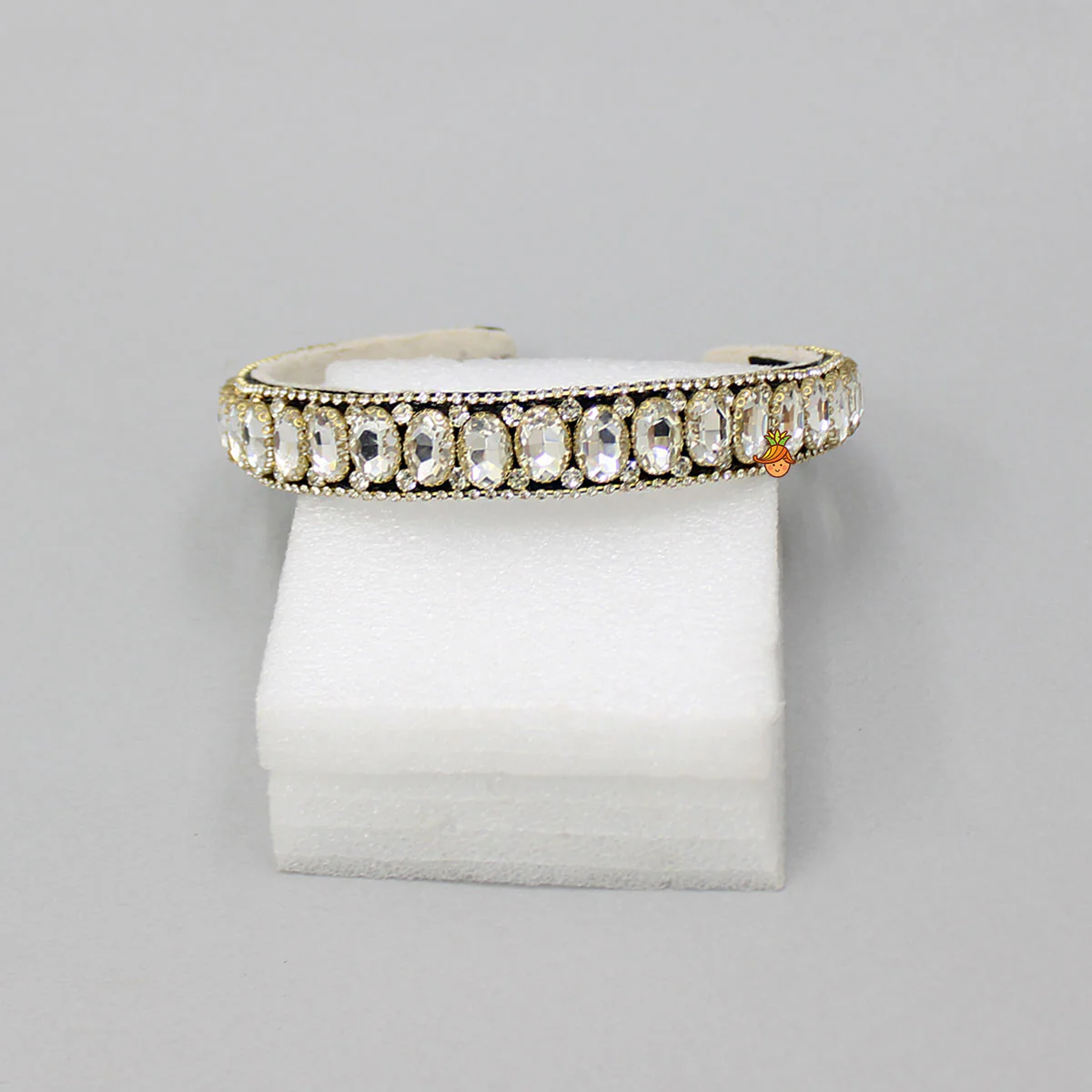 Artificial Stones Embellished Brown Hairband - Image 2