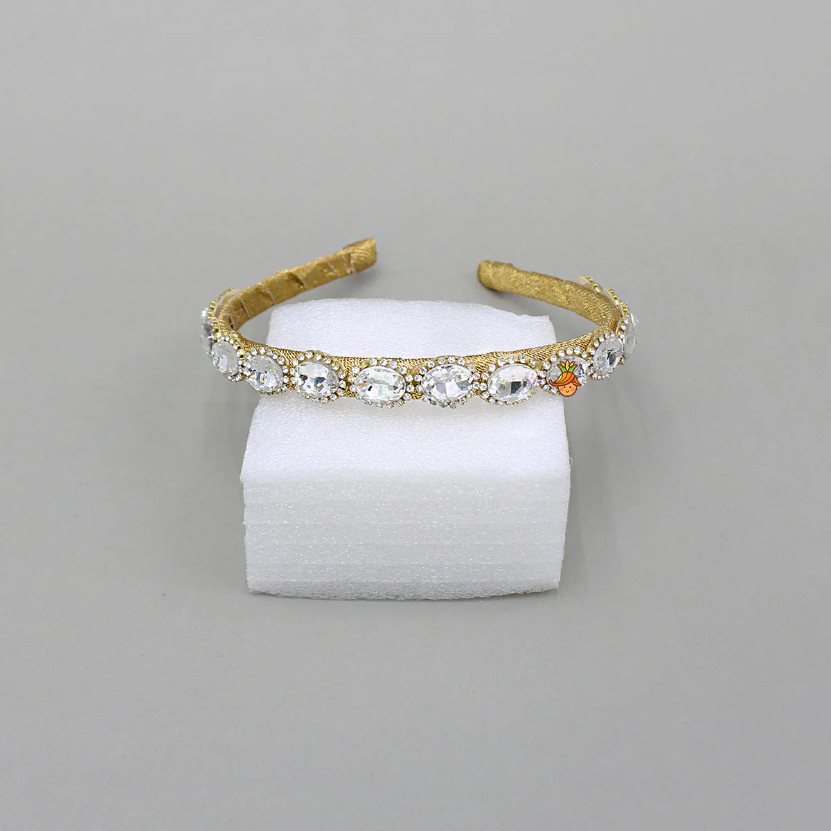 Artificial Stones Embellished Hairband - Image 2