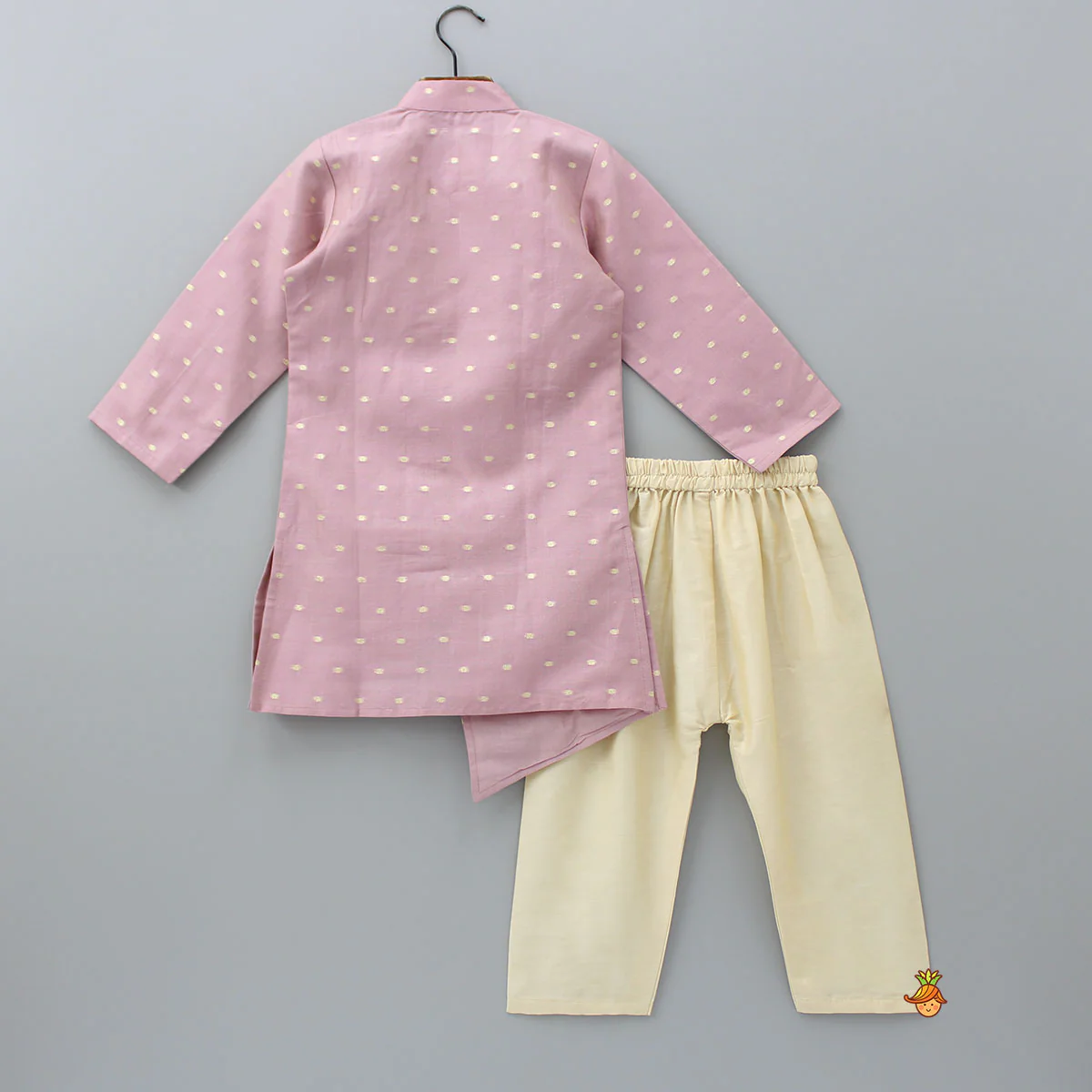 Asymmetrical Hem Stylish Kurta And Pyjama - Image 2