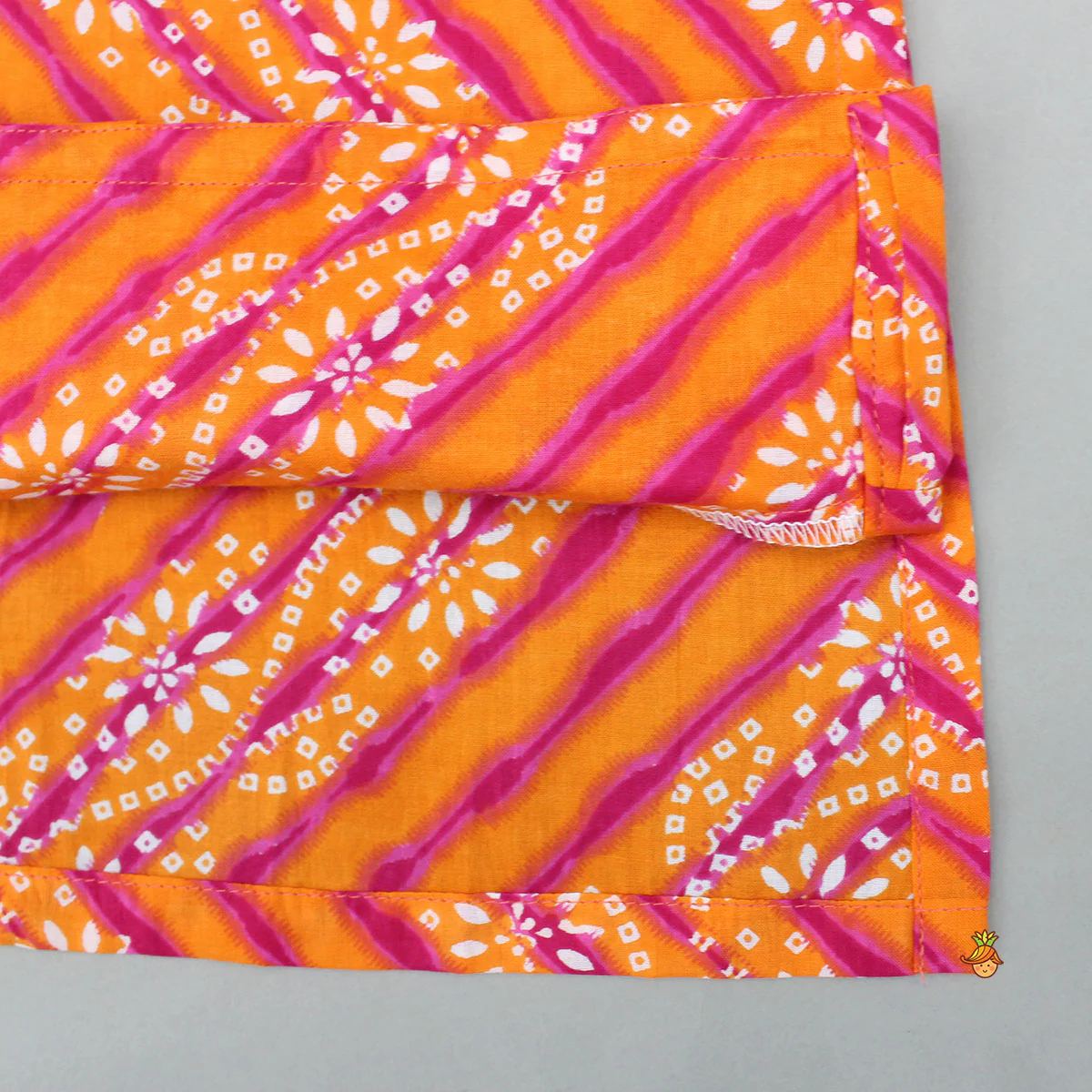 Bandhani And Leheriya Printed Pleated Hem Kurta With Pyjama - Image 5