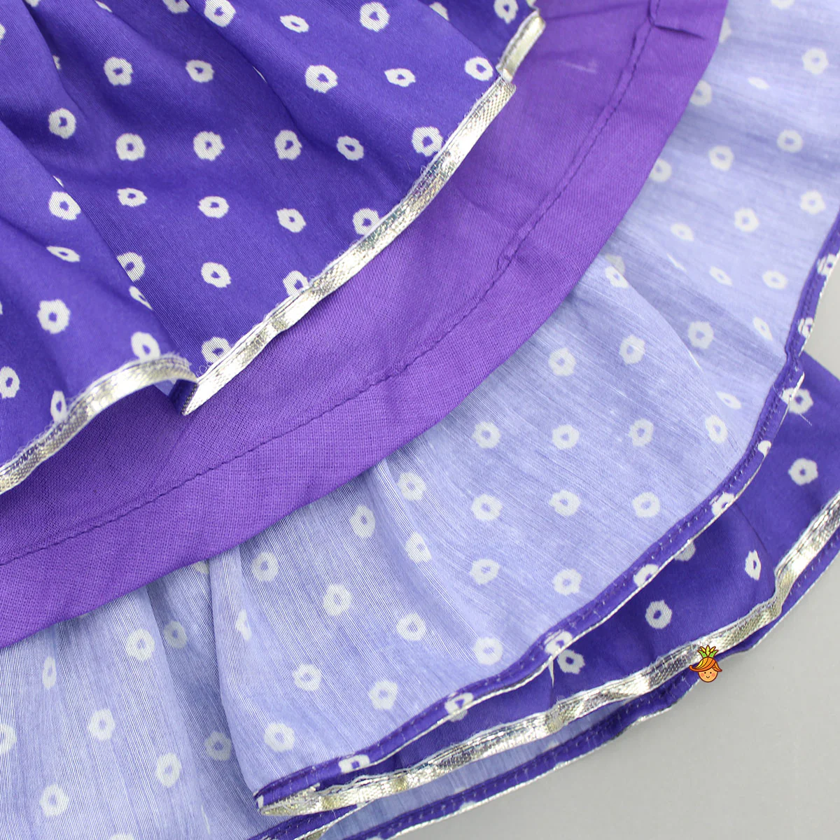 Bandhani Printed And Gota Lace Detailed Tiered Kurti - Image 4