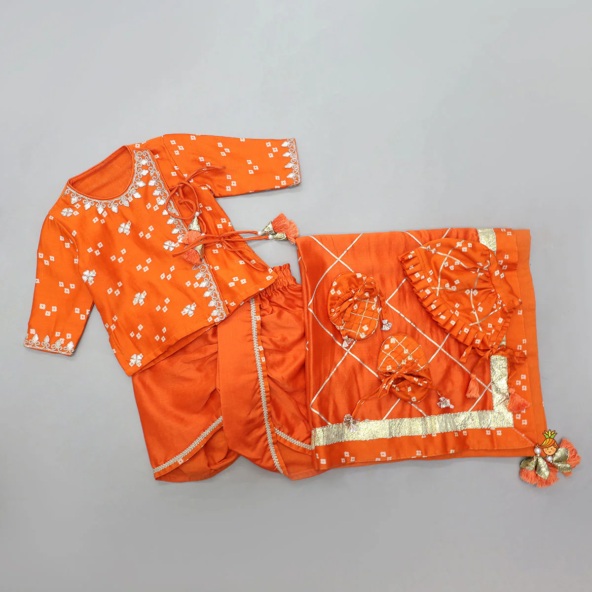 Bandhani Printed Infant Baby Set With Swaddle And Cap - Image 6