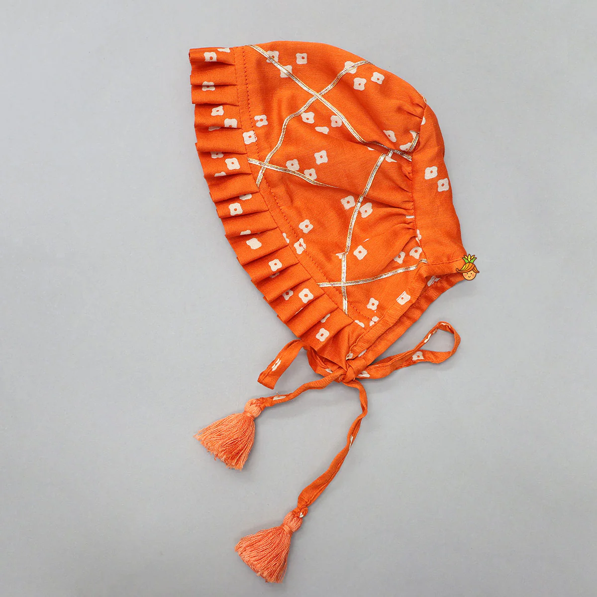 Bandhani Printed Infant Baby Set With Swaddle And Cap - Image 9