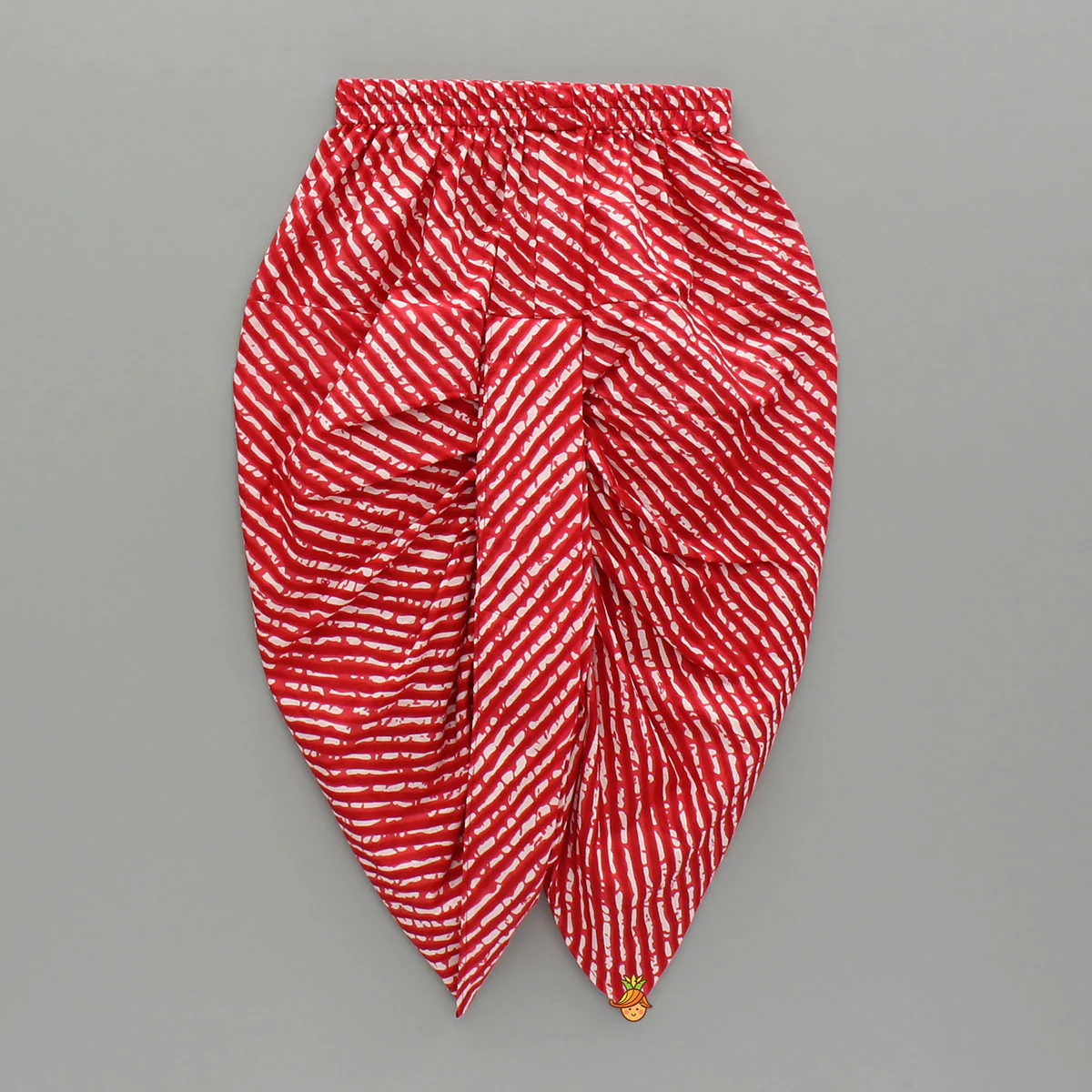 Bandhani Printed Kurta With Red Jacket And Leheriya Dhoti - Image 5