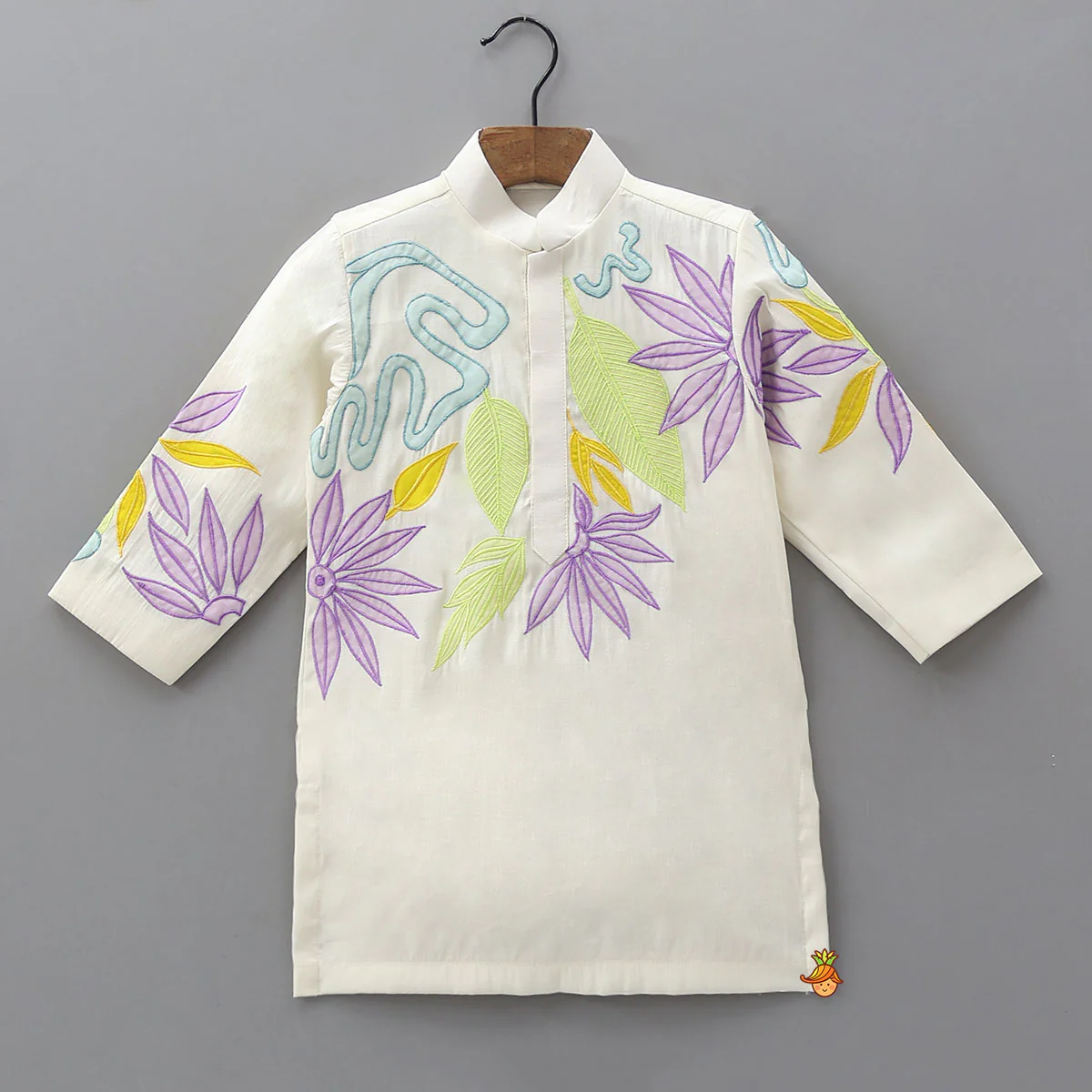 Beautiful Applique Work Kurta With Contrasting Pyjama - Image 3