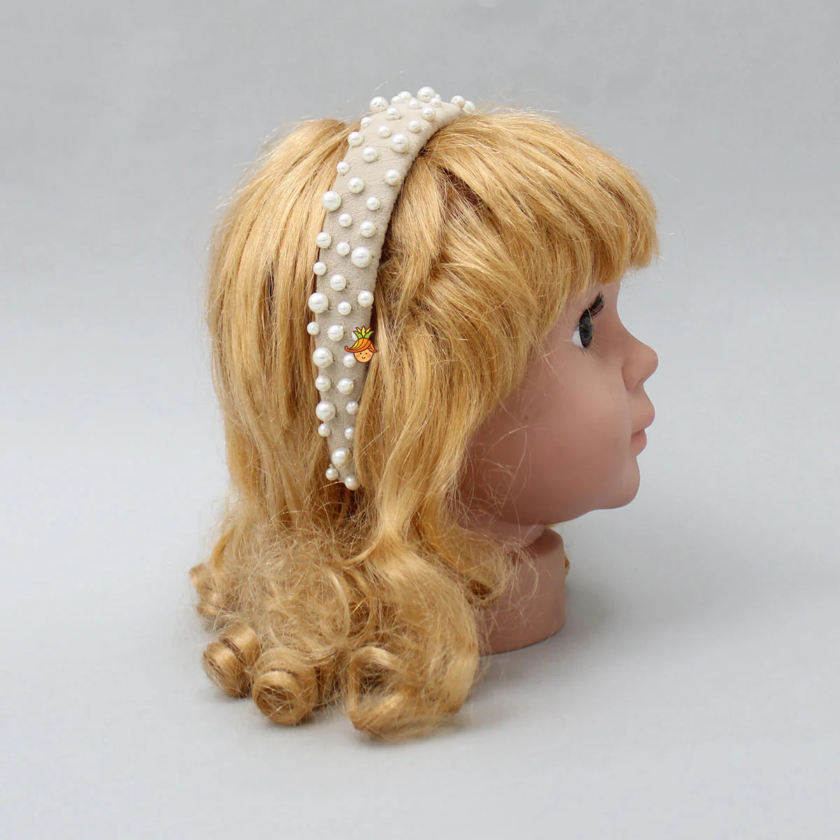 Beautiful Beige Hair Band - Image 4
