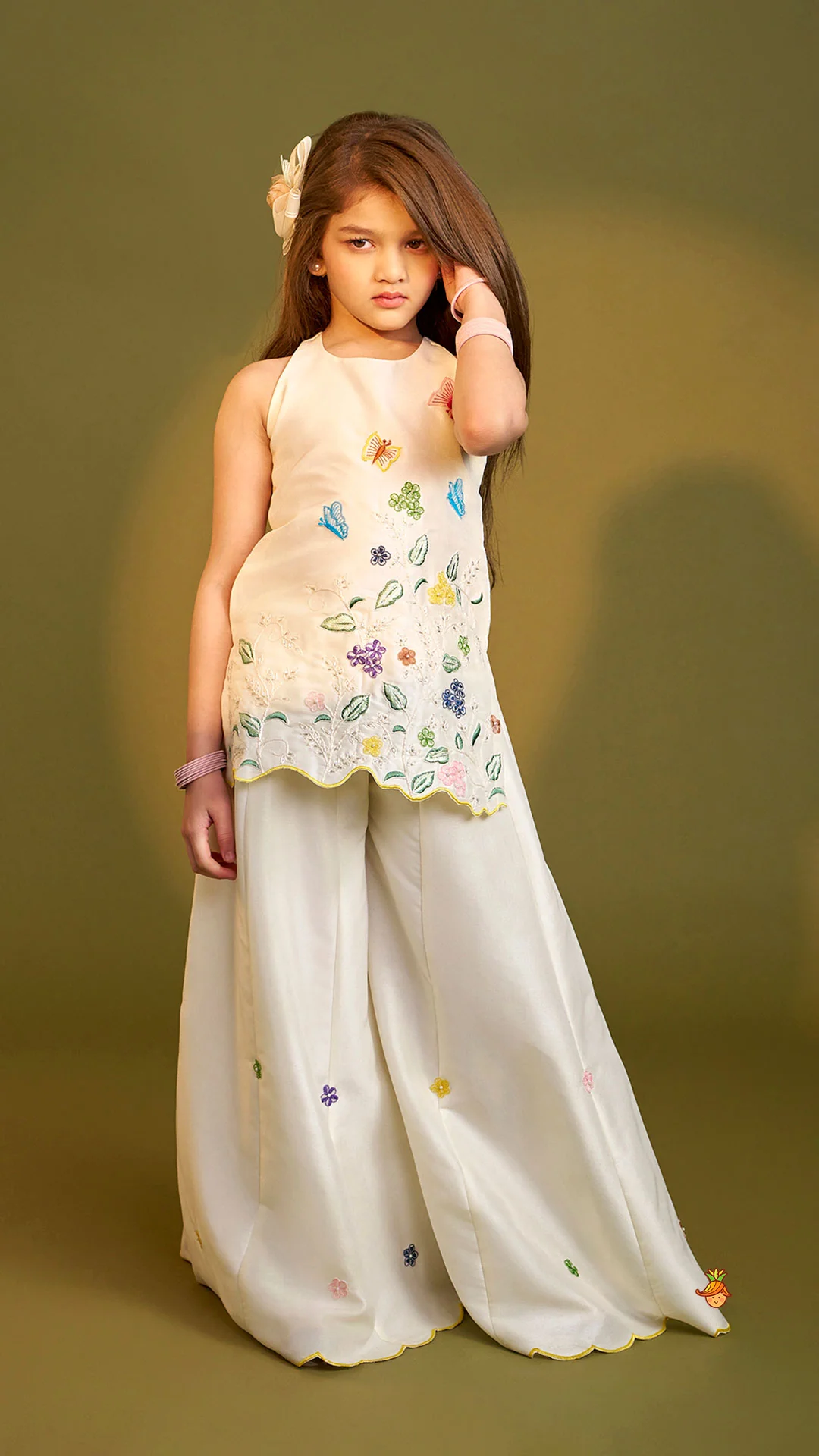 Beautiful Garden Themed Embroidered Kurti With Palazzo - Image 3