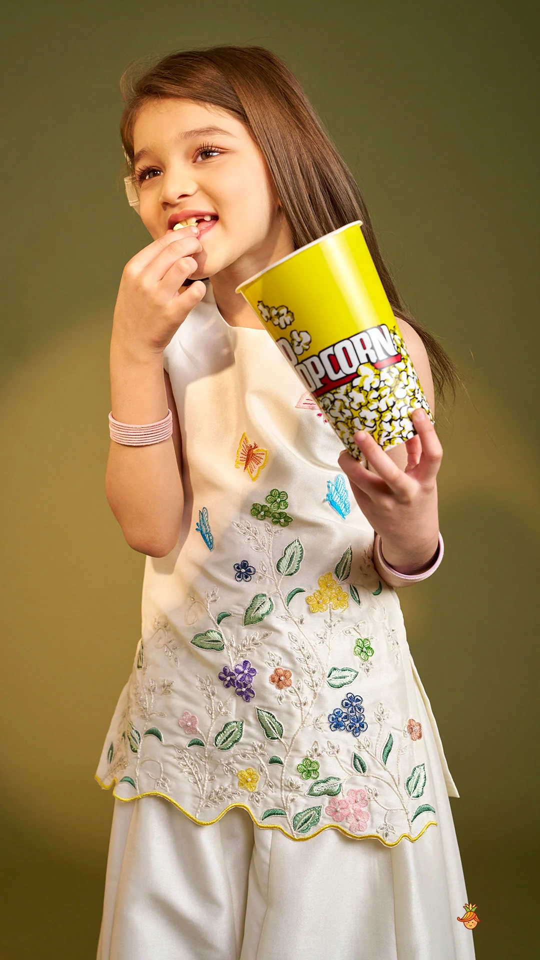 Beautiful Garden Themed Embroidered Kurti With Palazzo - Image 9