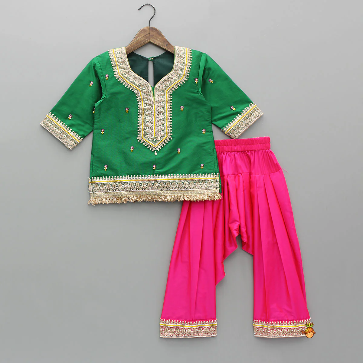 Beautiful Lace Work Green Kurti With Salwar And Dupatta - Image 3