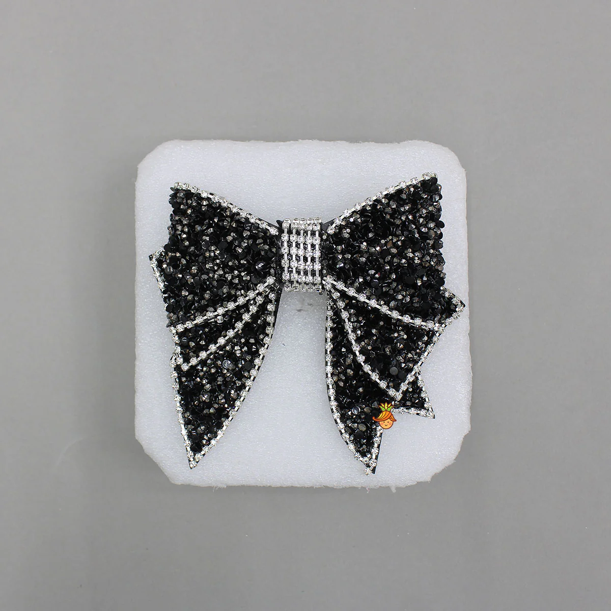 Beautiful Layered Bow Hair Clip - Image 3