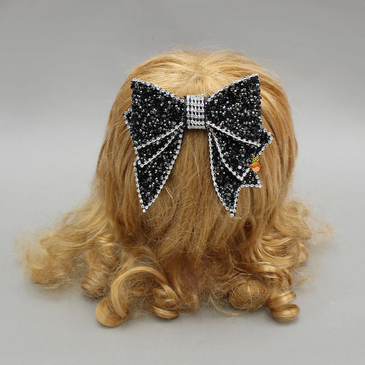 Beautiful Layered Bow Hair Clip - Image 4