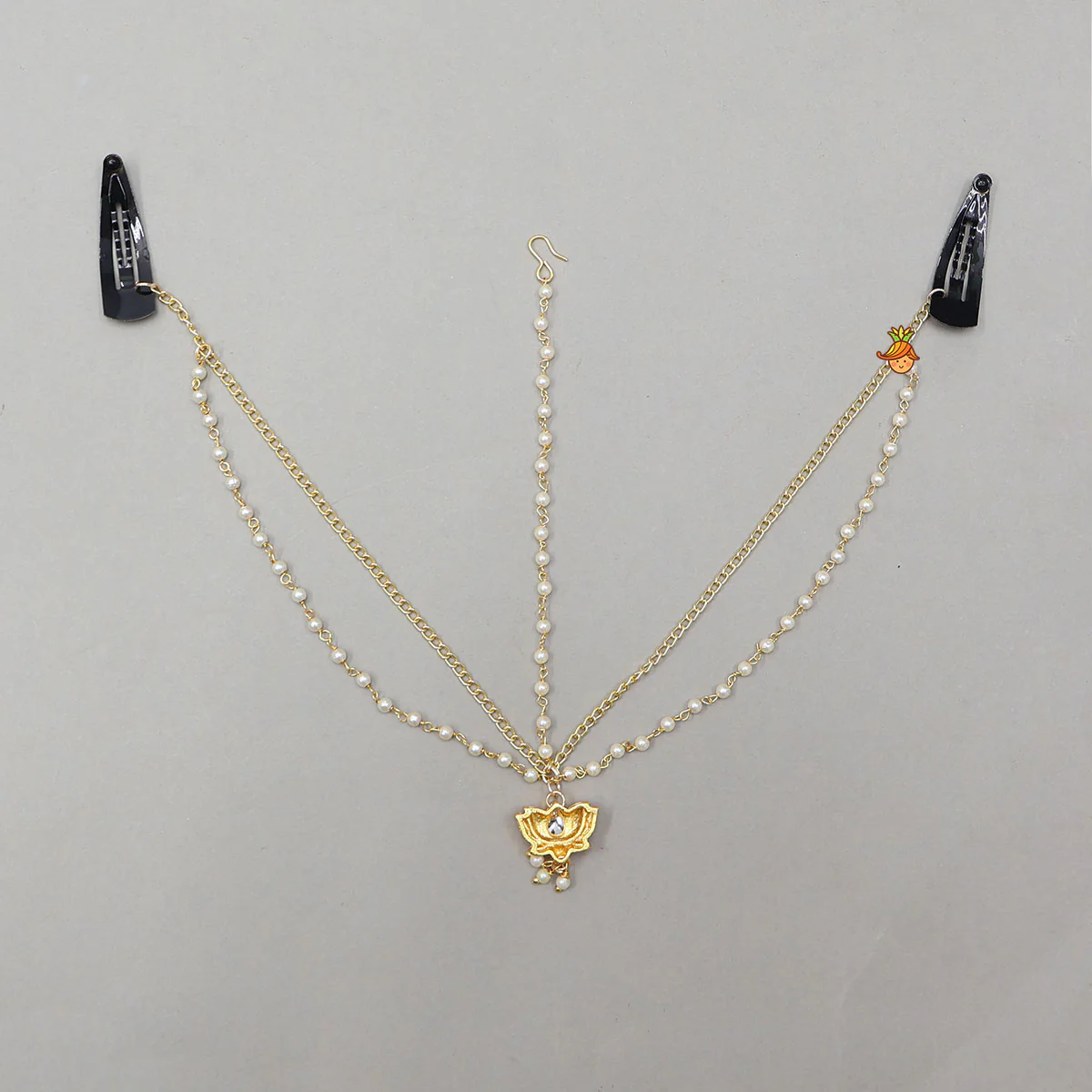 Beautiful Lotus Chain Maang Tikka - Image 2