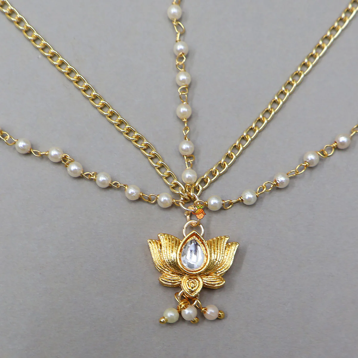 Beautiful Lotus Chain Maang Tikka - Image 3