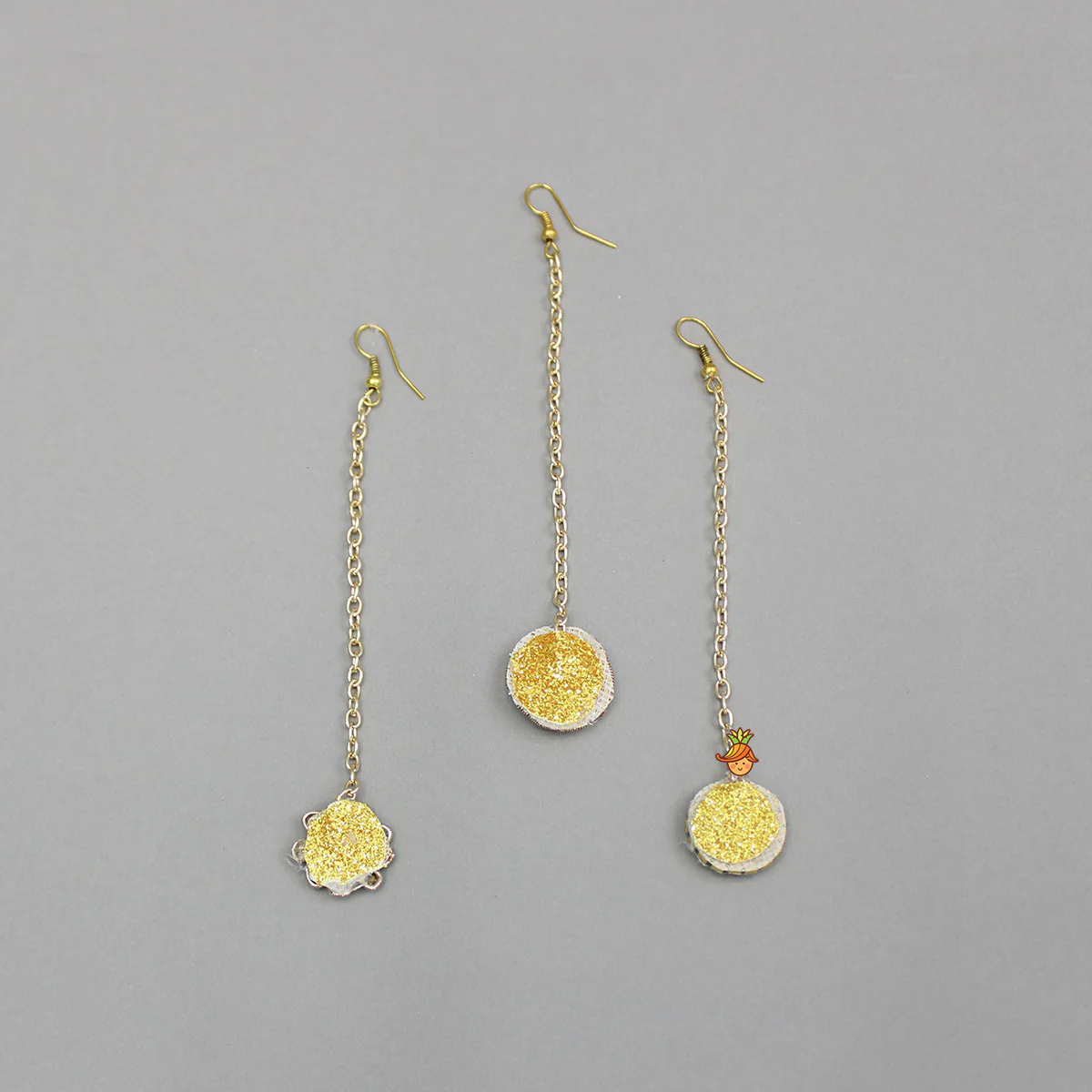 Beautiful Maang Tikka - Set Of 3 - Image 2