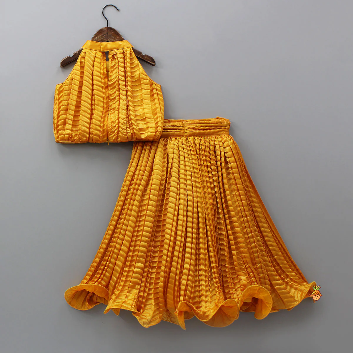 Beautiful Shimmery Halter Neck Top With Lehenga - Image 2