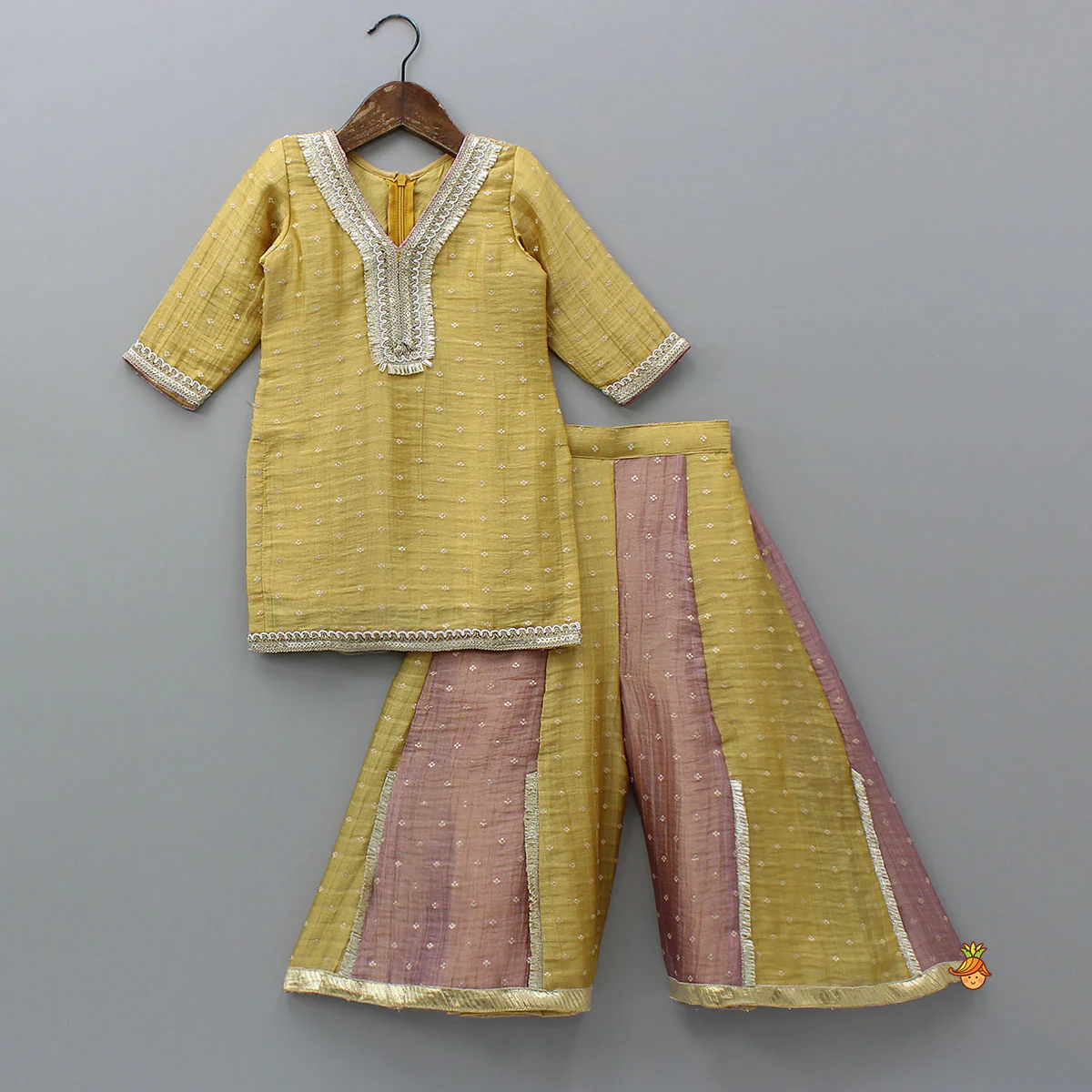Beautiful V Neck Kurti With Colour Block Palazzo And Dupatta - Image 3