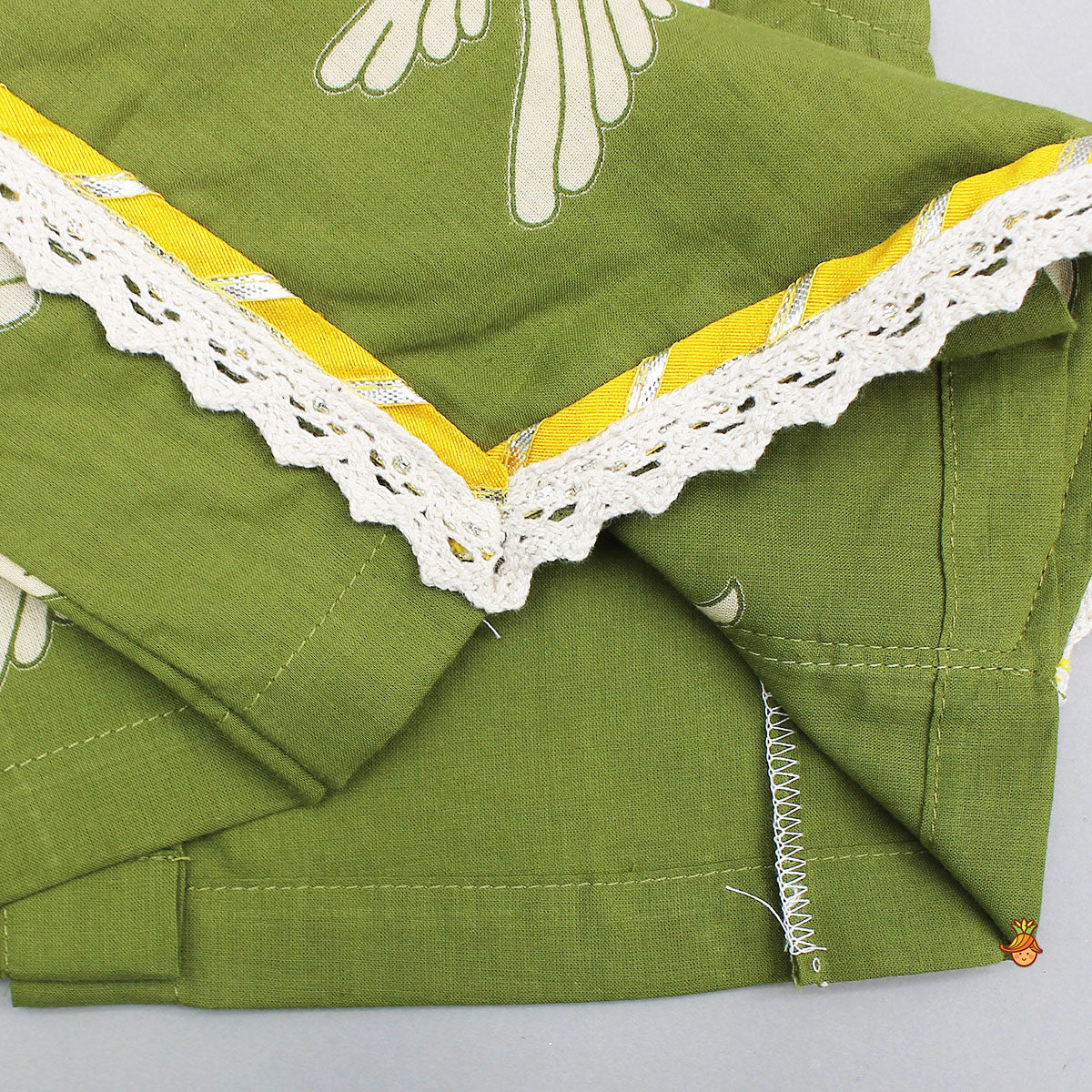 Bird-Printed Sleeveless Top With Tiered Lehenga - Image 5