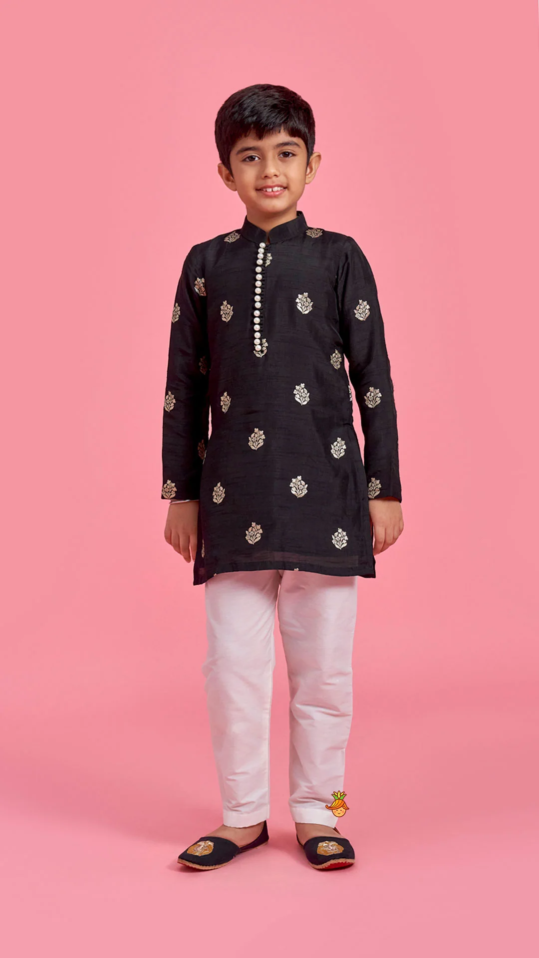 Black Embroidered Kurta With Pyjama - Image 2