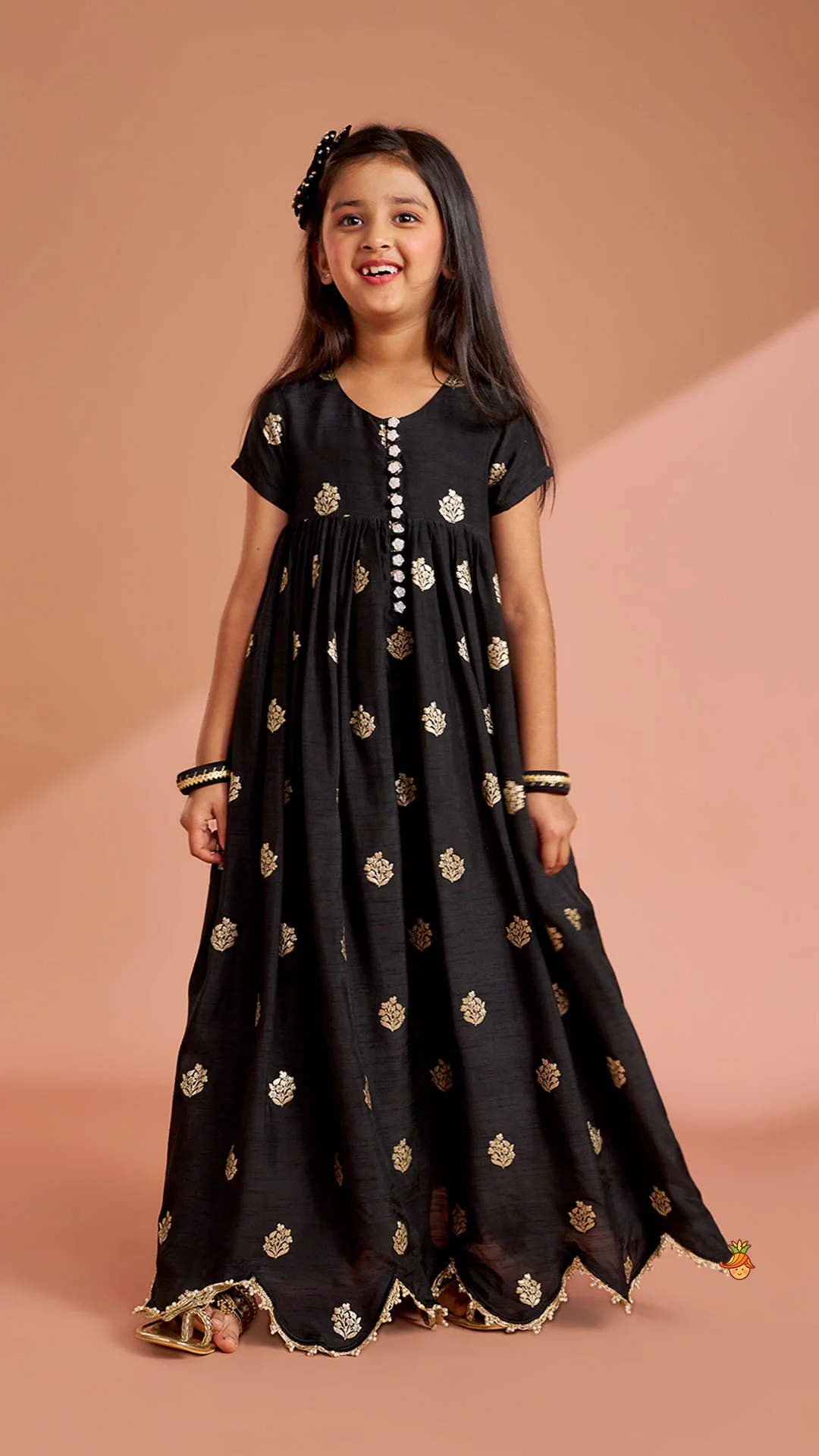 Black Embroidered Scalloped Hem Kurti - Image 2