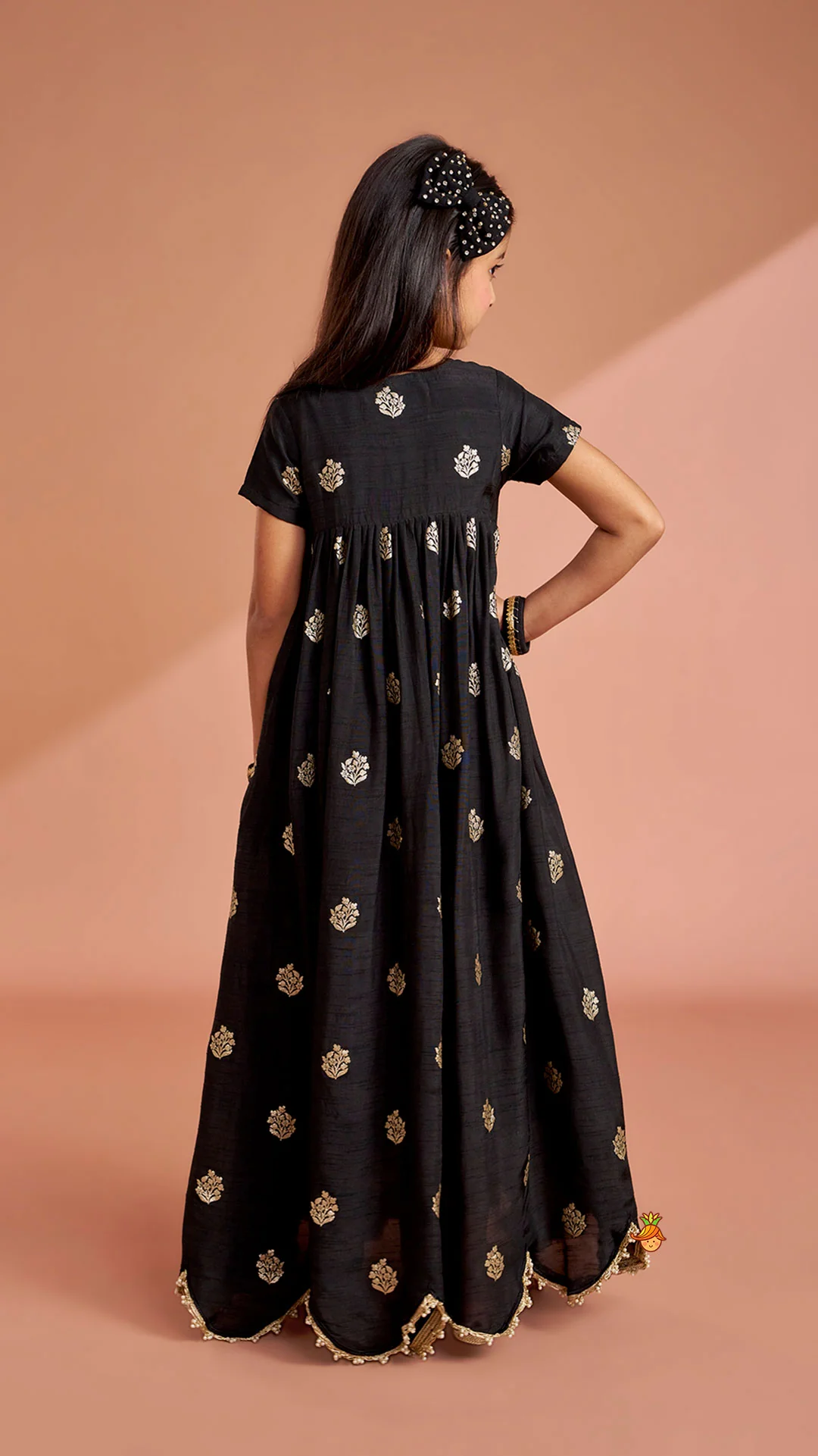Black Embroidered Scalloped Hem Kurti - Image 9