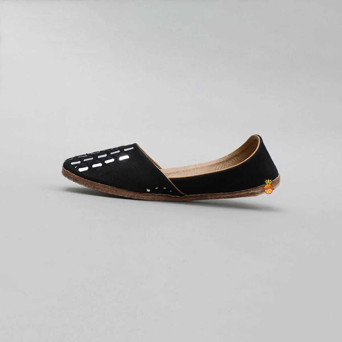 Black Faux Mirror Embroidered Jutti - Image 5