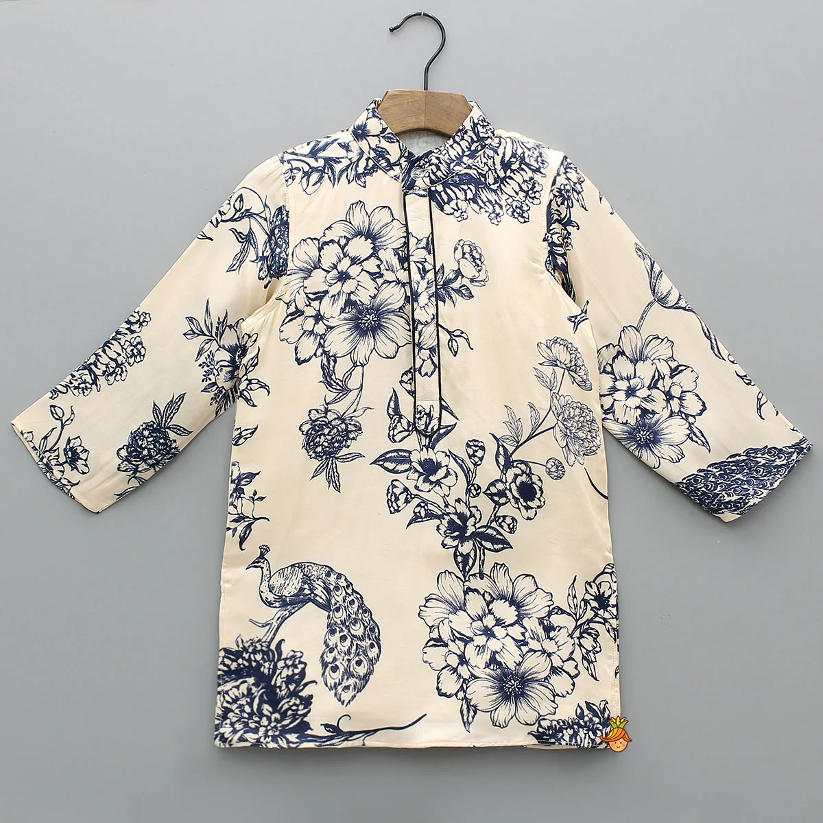 Beautiful Floral Printed Ethnic Kurta And Pyjama - Image 3