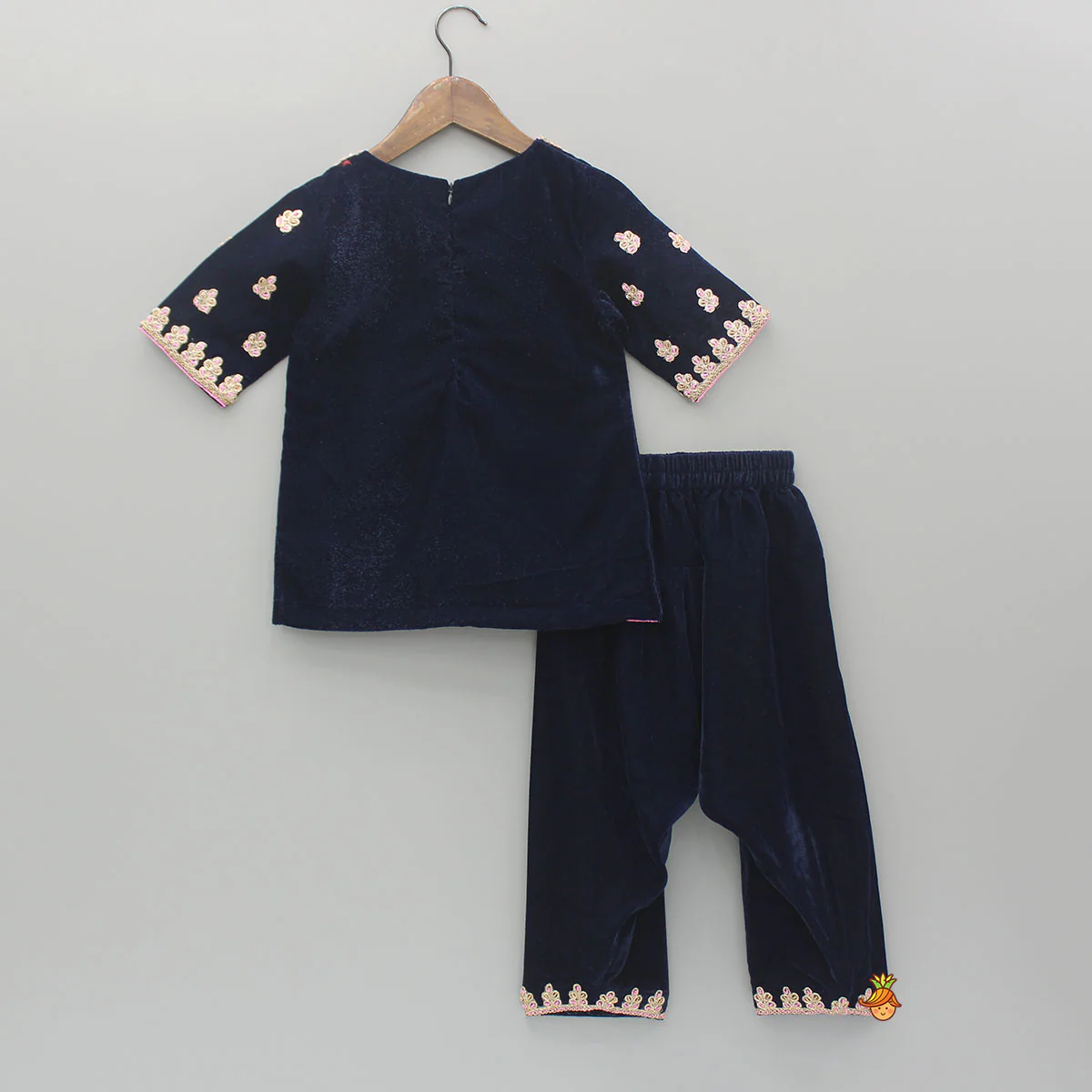 Blue Embroidered Velvet Kurti And Patiala With Fringes Detailed Dupatta - Image 2