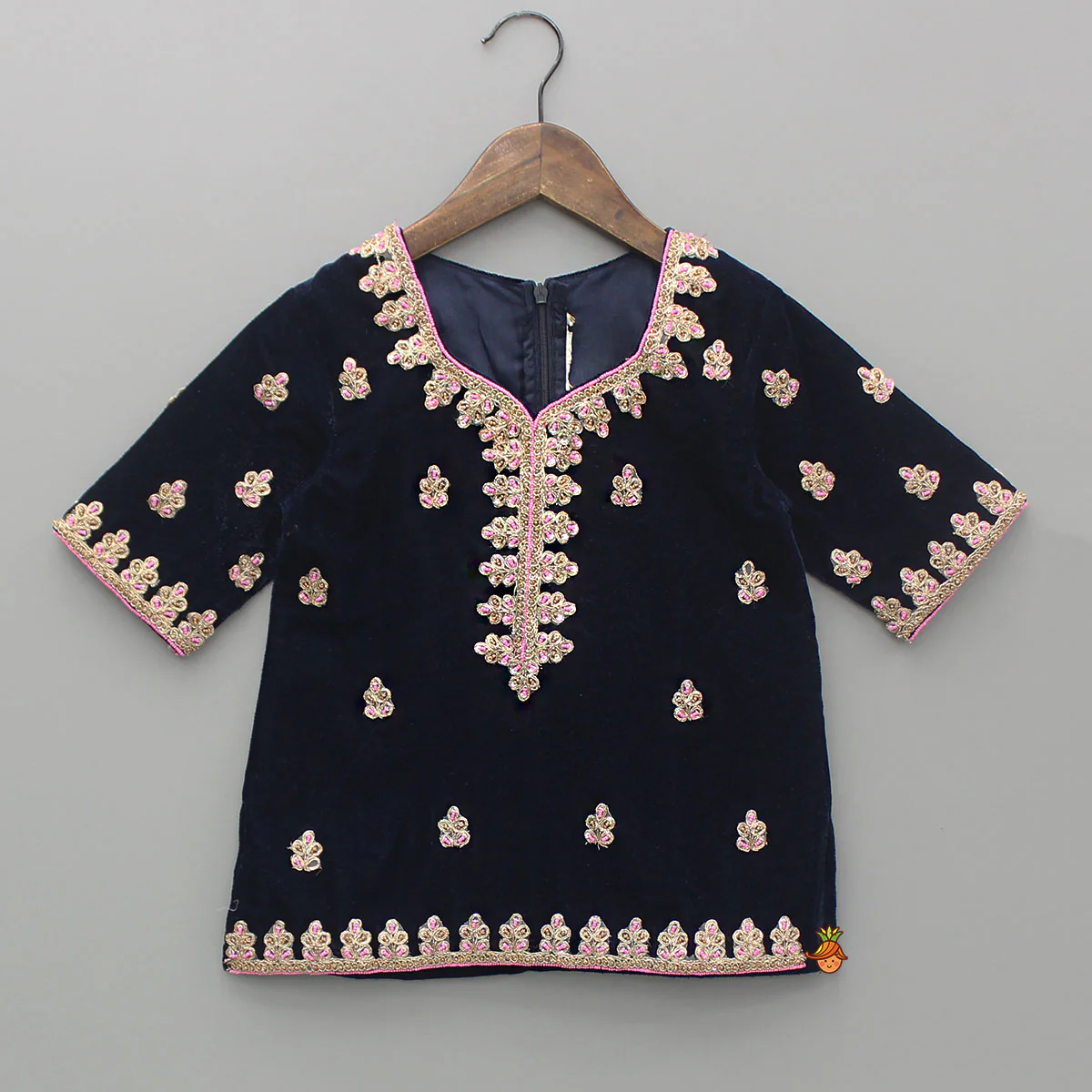 Blue Embroidered Velvet Kurti And Patiala With Fringes Detailed Dupatta - Image 4