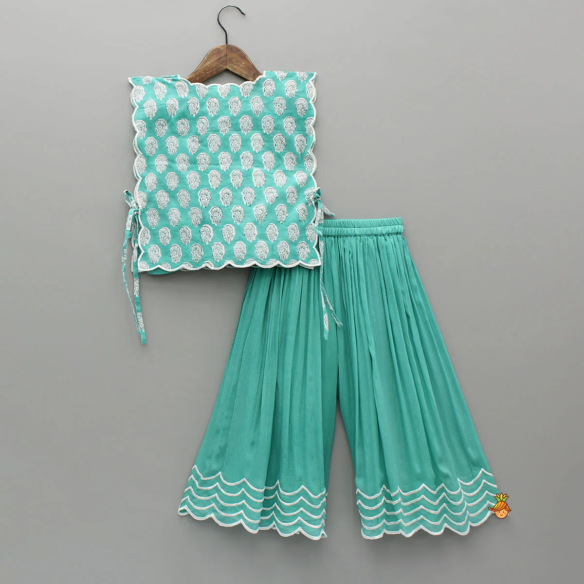 Vest Style Top With Matching Palazzo - Image 2