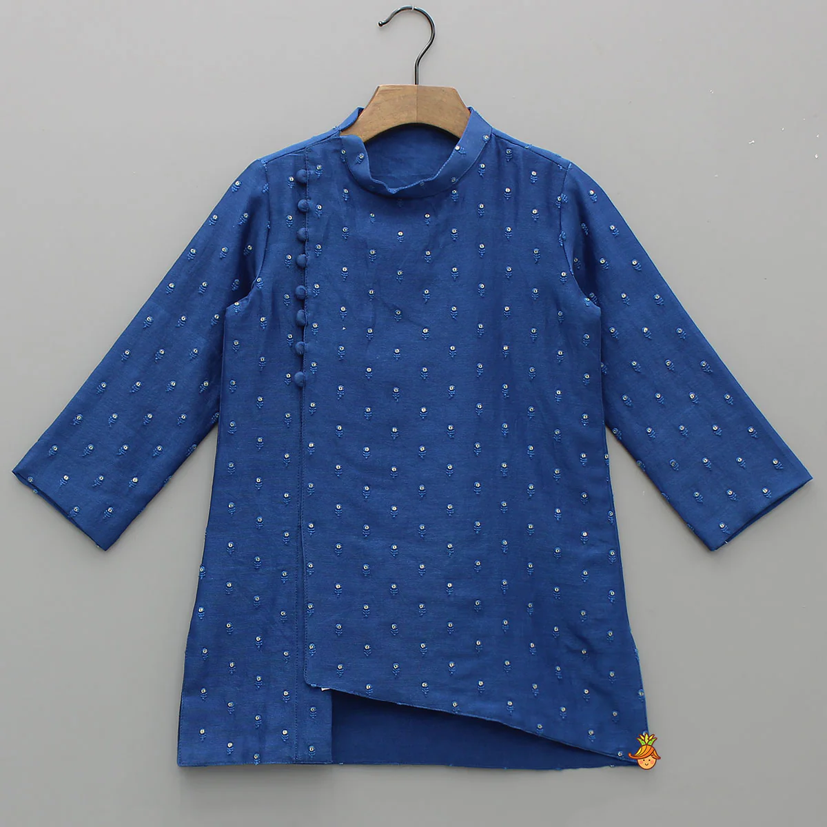 Booti Embroidered Kurta With Off White Pyjama - Image 3