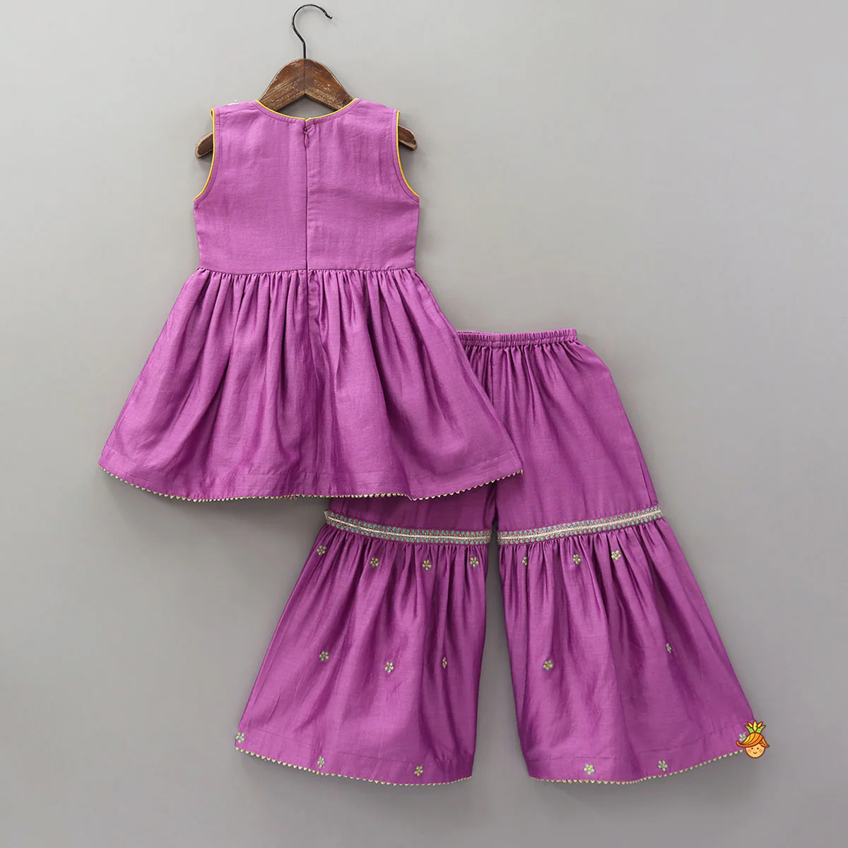 Booti Work Kurti And Sharara With Scalloped Dupatta - Image 2