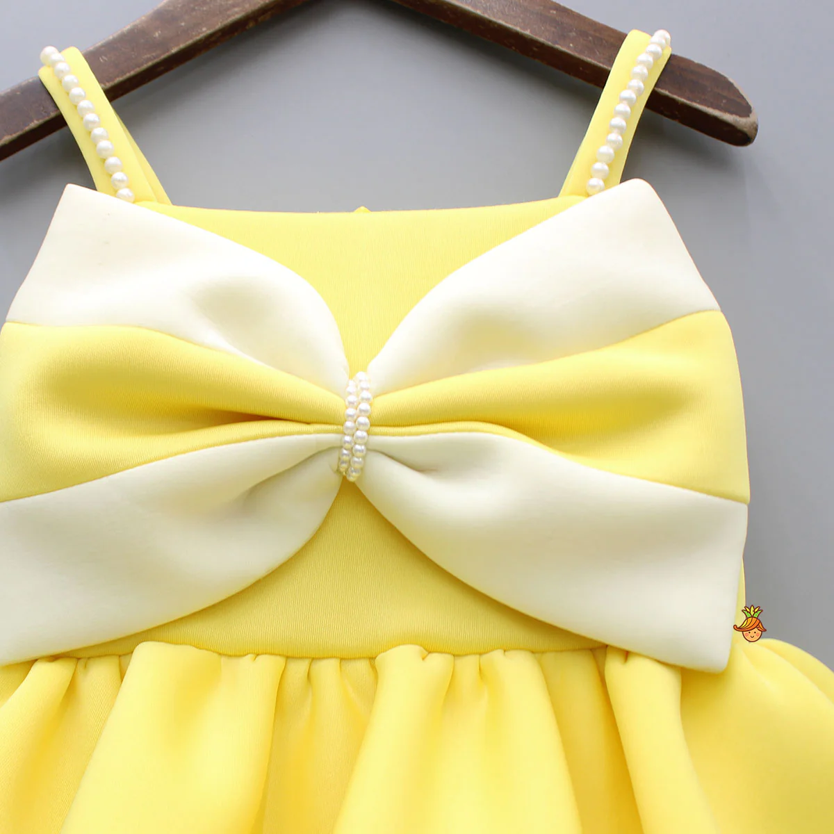 Bow Embellished Yellow Strappy Flared Dress - Image 3