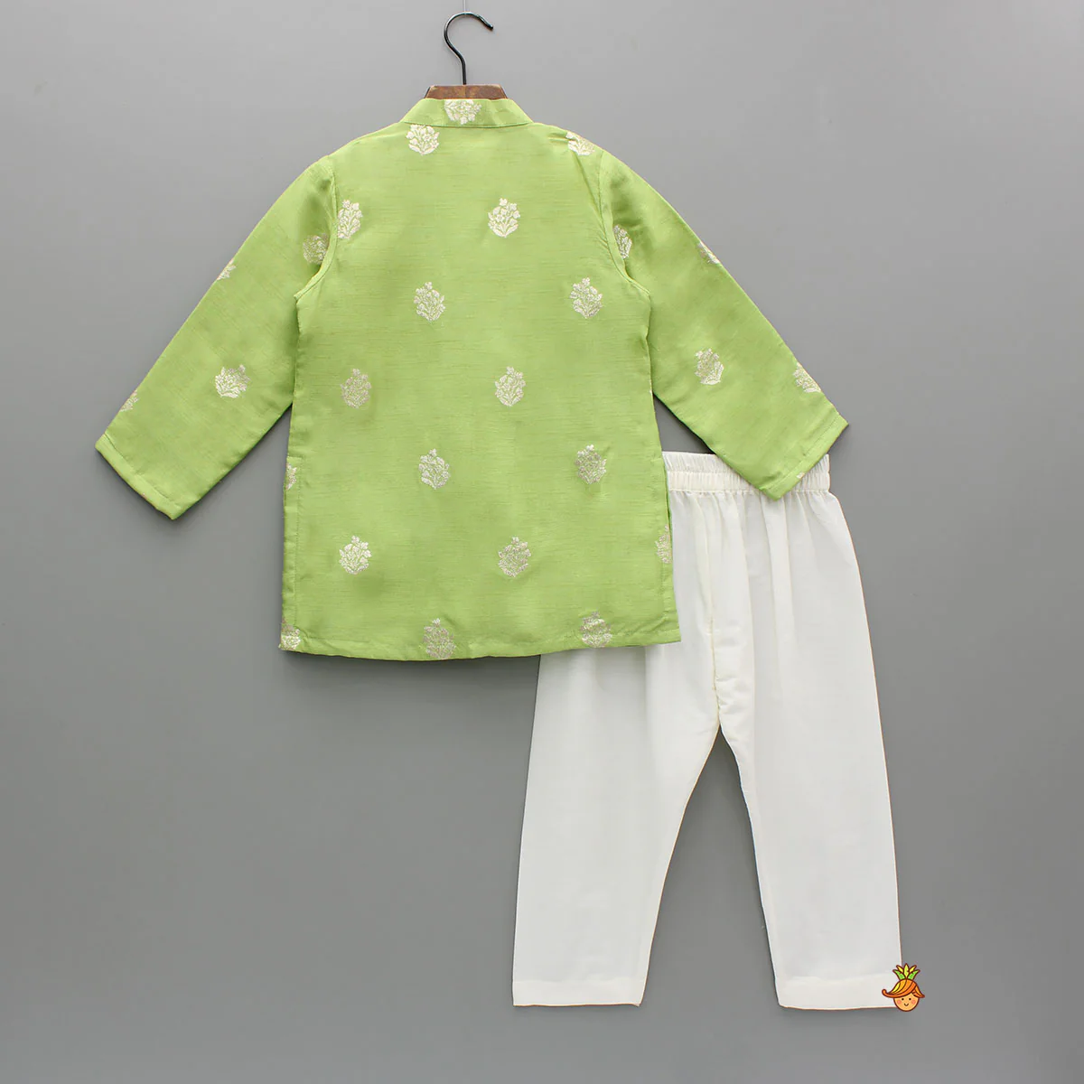 Brocade Green Kurta And Pyjama - Image 2