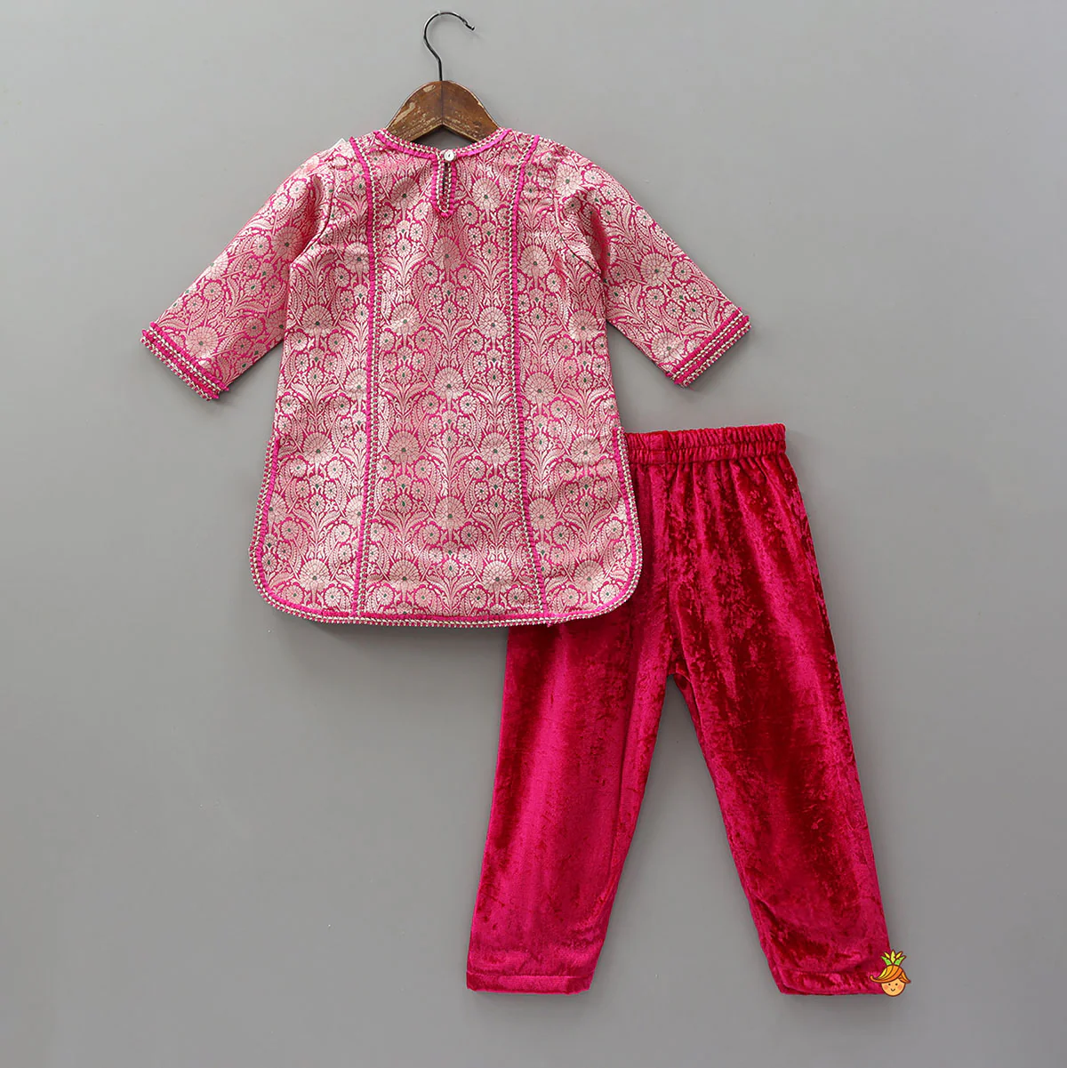 Brocade Kurti And Velvet Pant With Matching Dupatta - Image 2