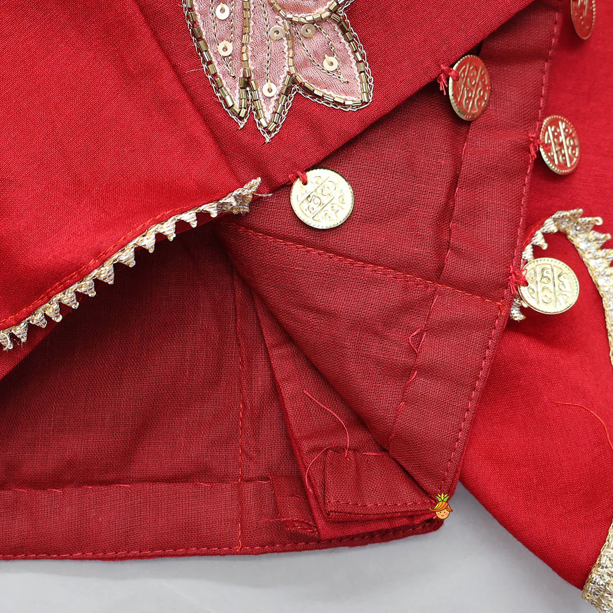 Cape Style Hand Embroidered Top And Pleated Lehenga - Image 5