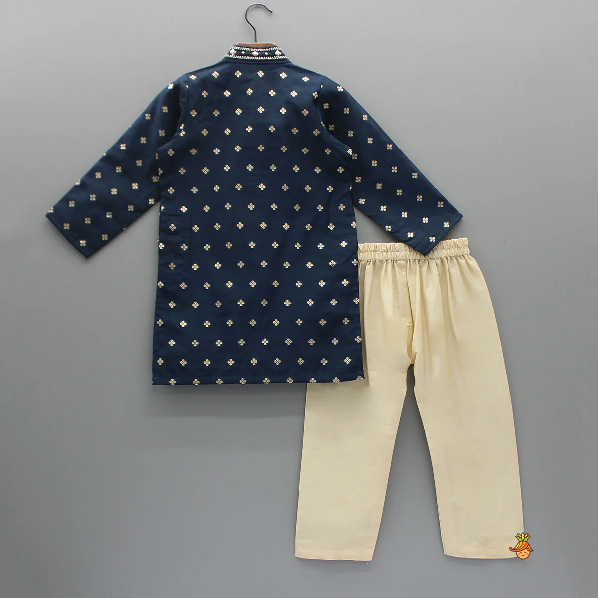 Chanderi Embroidered Blue Kurta And Pyjama - Image 2