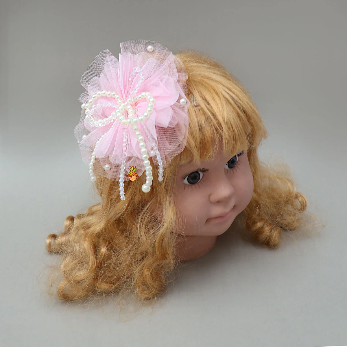 Charming Handcrafted Hair Clip - Image 6