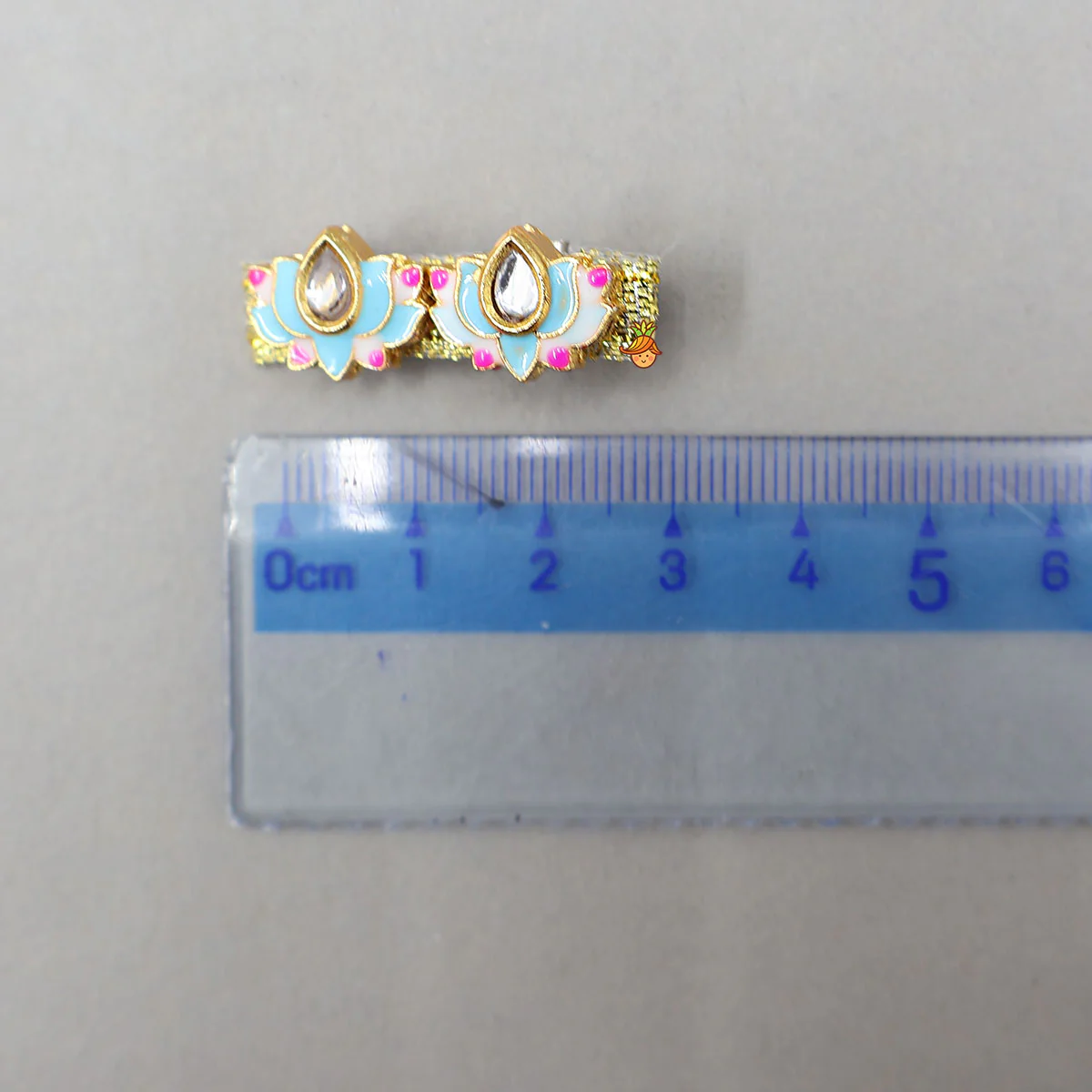 Charming Lotus Hair Clips - Set Of 3 - Image 11