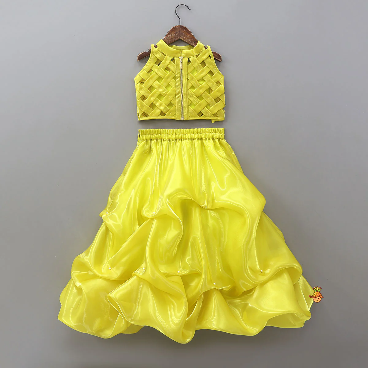 Checks Detailed Sheen Top And Stylish Gathered Lehenga - Image 2