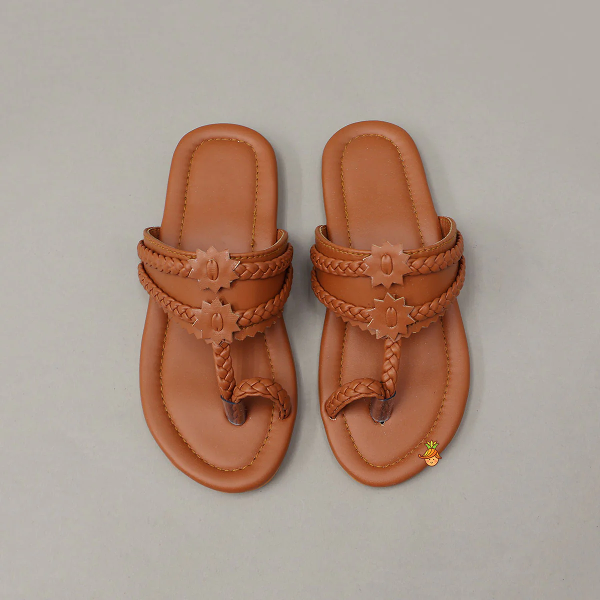 Classic Kolhapuri Flats With Braided Detailing - Image 3